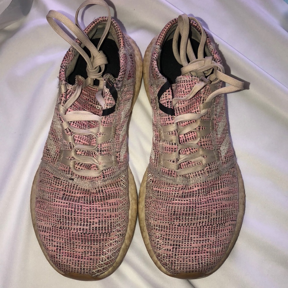 Boost Adidas running sneakers
